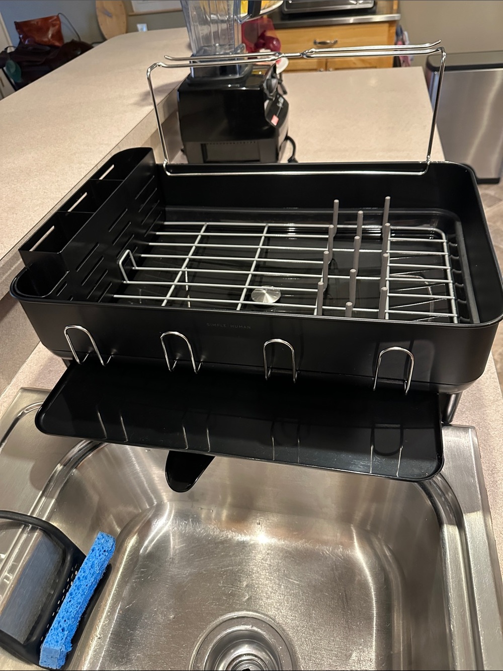Simple Human Dishrack - Picture 3 of 9